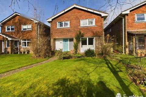 4 bedroom detached house for sale - 2 Clamp Green, Colden Common, Winchester