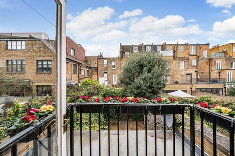 First Floor Flat, 12 Radipole Road, London, SW6 5DL