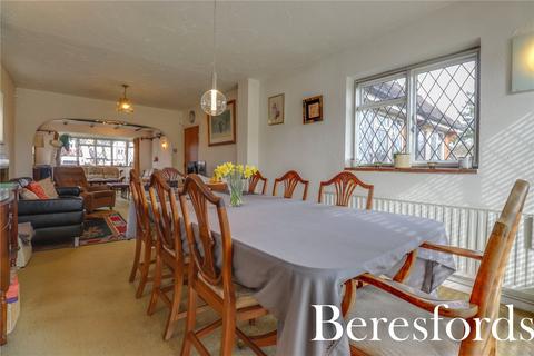 4 bedroom detached house for sale, Chelmsford Road, Shenfield, CM15