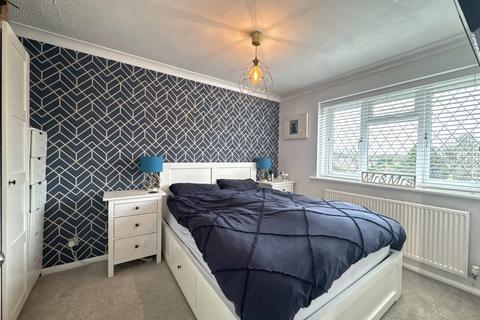 3 bedroom end of terrace house for sale, St. Gabriels Lea, Chineham, Basingstoke, Hampshire, RG24