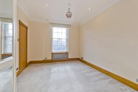 3 bedroom flat to rent, St. Johns Wood Road, St. Johns Wood Court, NW8