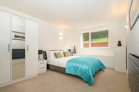 2 bedroom flat for sale - Avenue Road, Highgate