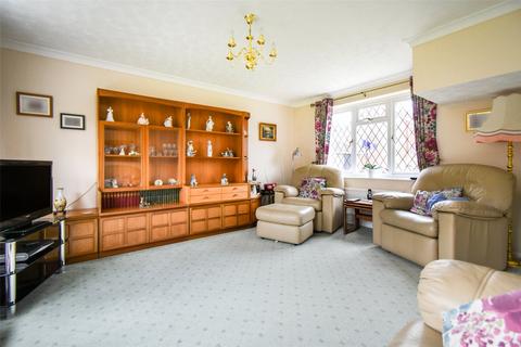 41 Oaktree Drive, Hook, RG27 9RA
