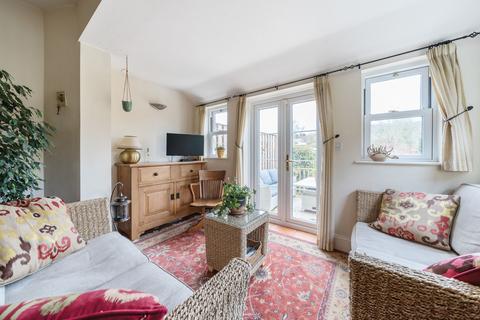 25 Bloomfield Avenue, Bath, BA2 3AB