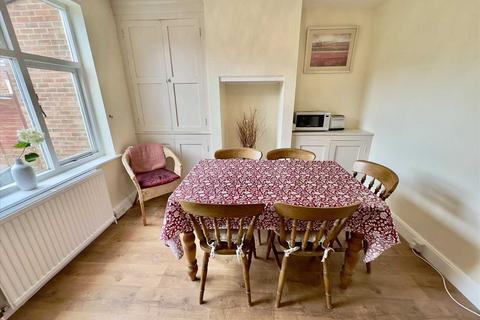19 Spring Lane, Olney, MK46 5HT