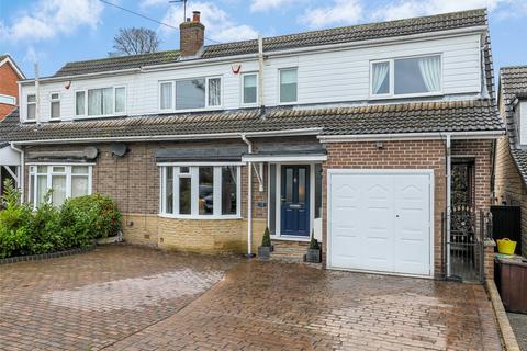 4 bedroom semi-detached house for sale, The Spinney, Wakefield, West Yorkshire, WF2