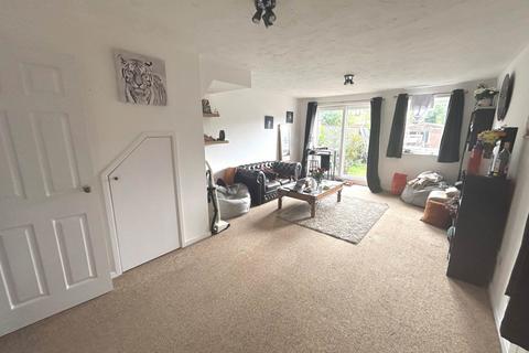 3 bedroom end of terrace house for sale, Burdock Court, Newport Pagnell MK16