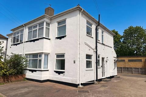 2 bedroom maisonette to rent, Michael Gardens, Hornchurch