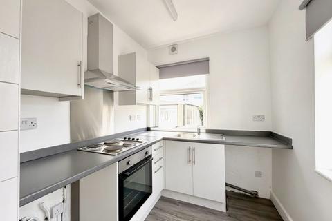 2 bedroom maisonette to rent, Michael Gardens, Hornchurch