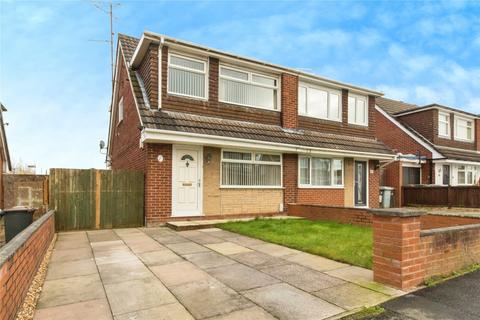 3 bedroom semi-detached house for sale - Pelican Close, Crewe, Cheshire, CW1