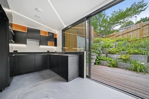 1a Buckleigh Way, London, SE19 2PZ