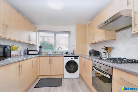 3 bedroom end of terrace house for sale - The Uplands, Runcorn