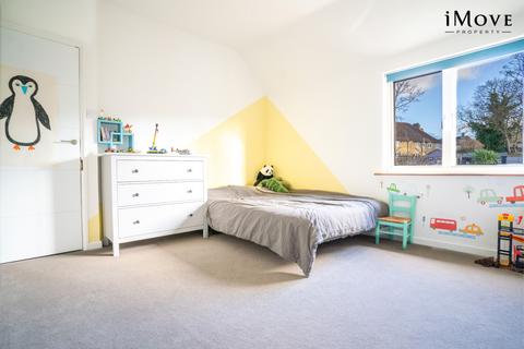 20 Salters Hill, London, SE19 1DZ