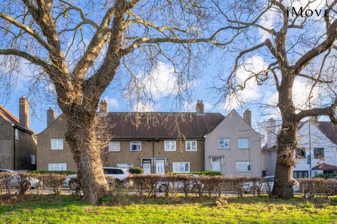 20 Salters Hill, London, SE19 1DZ