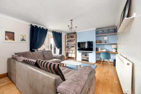 3 bedroom semi-detached house for sale - Irnham Road, Stamford, PE9