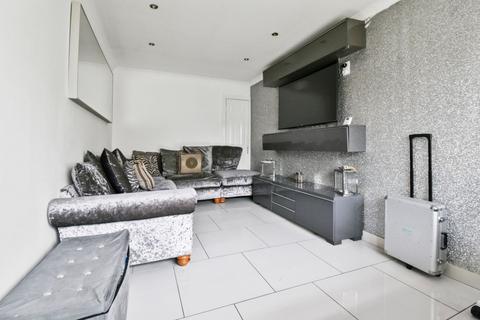 18 Barberry Crescent, Cumbernauld, Glasgow, G68 9GH