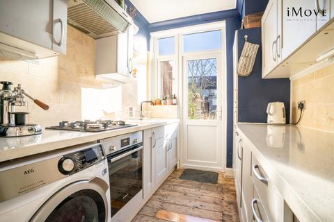 38 Chartham Road, London, SE25 4HP