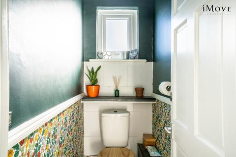 38 Chartham Road, London, SE25 4HP