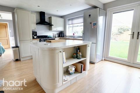 4 bedroom detached house for sale, Fullerton Close, Skellow, Doncaster