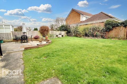 4 bedroom detached house for sale, Fullerton Close, Skellow, Doncaster