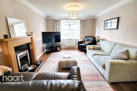 5 Fullerton Close, Skellow, Doncaster, DN6 8RU