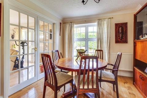 11 The Rise, Caversham, Reading, RG4 8NZ