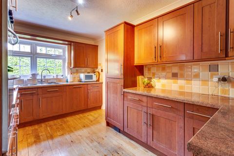 11 The Rise, Caversham, Reading, RG4 8NZ