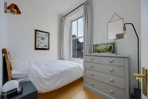 23b Cintra Park, London, SE19 2LH