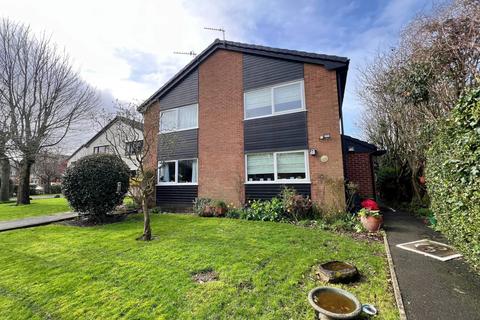 27 Snowdon Close, Blackpool, FY1 5AZ