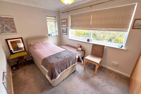 27 Snowdon Close, Blackpool, FY1 5AZ