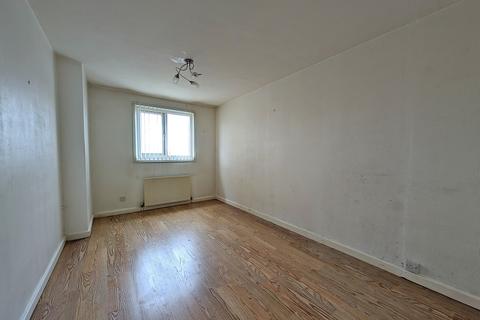 40 Brindley Close, Sheffield, S8 8PX