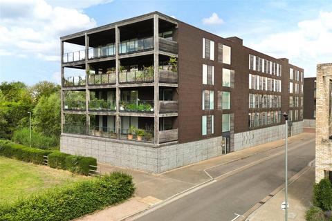 2 bedroom apartment to rent, The Copper Building, Kingfisher Way, Cambridge