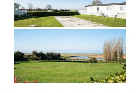 2 bedroom park home for sale - Burgh Castle Marina and Holiday Park, Butt Lane