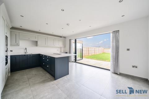 35a Sandy Road, Willington, Bedford, MK44 3QS