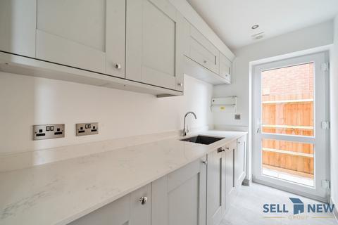 35a Sandy Road, Willington, Bedford, MK44 3QS
