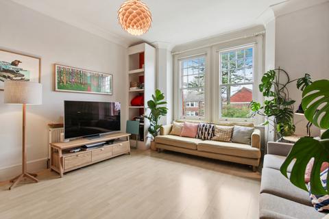 Flat 4, 10 Mowbray Road, London, SE19 2RN