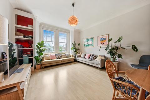 Flat 4, 10 Mowbray Road, London, SE19 2RN