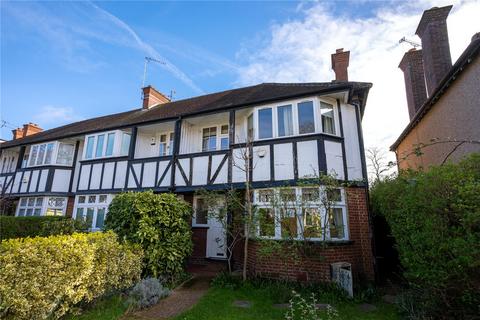 4 bedroom end of terrace house for sale - Princes Gardens, West Acton, London, W3