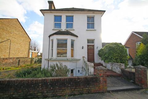 15 Madeline Road, London, SE20 8AY