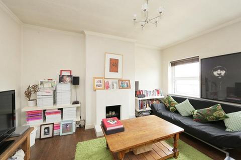 1 bedroom apartment to rent - Wandsworth Road, SW8