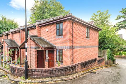 15 Copper Close, London, SE19 2RF