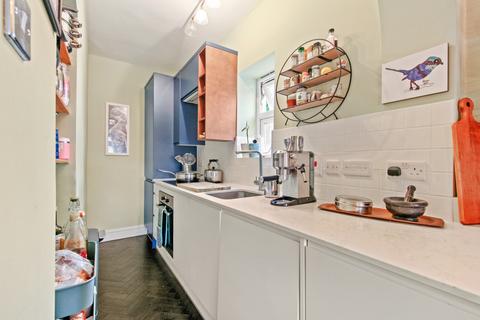 Flat 2, 17 Hamlet Road, London, SE19 2AP