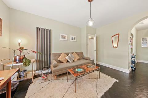Flat 2, 17 Hamlet Road, London, SE19 2AP