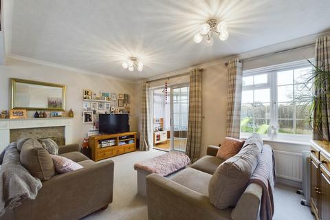 3 bedroom detached house for sale, Webster Road, Aylesbury HP21