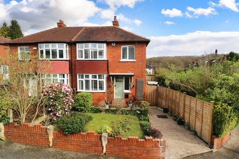 2 Lea Farm Crescent, Leeds, LS5 3QQ