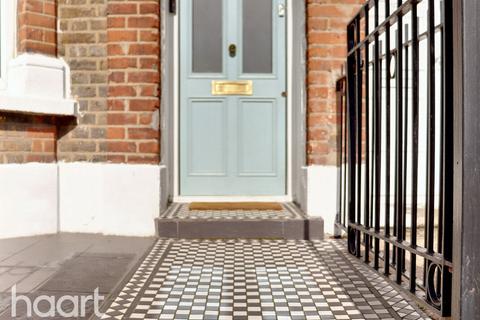 13 Durban Road, London, E15 3BW