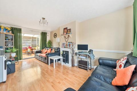 3 bedroom end of terrace house for sale, Holly Close, Sarisbury Green, Southampton, Hampshire, SO31