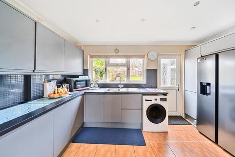 3 bedroom end of terrace house for sale, Holly Close, Sarisbury Green, Southampton, Hampshire, SO31