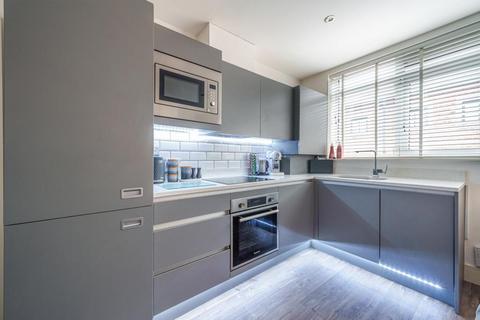 1 bedroom flat for sale, High Wycombe,  Buckinghamshire,  HP11