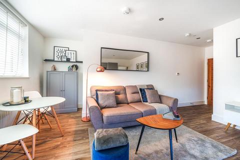 1 bedroom flat for sale, High Wycombe,  Buckinghamshire,  HP11